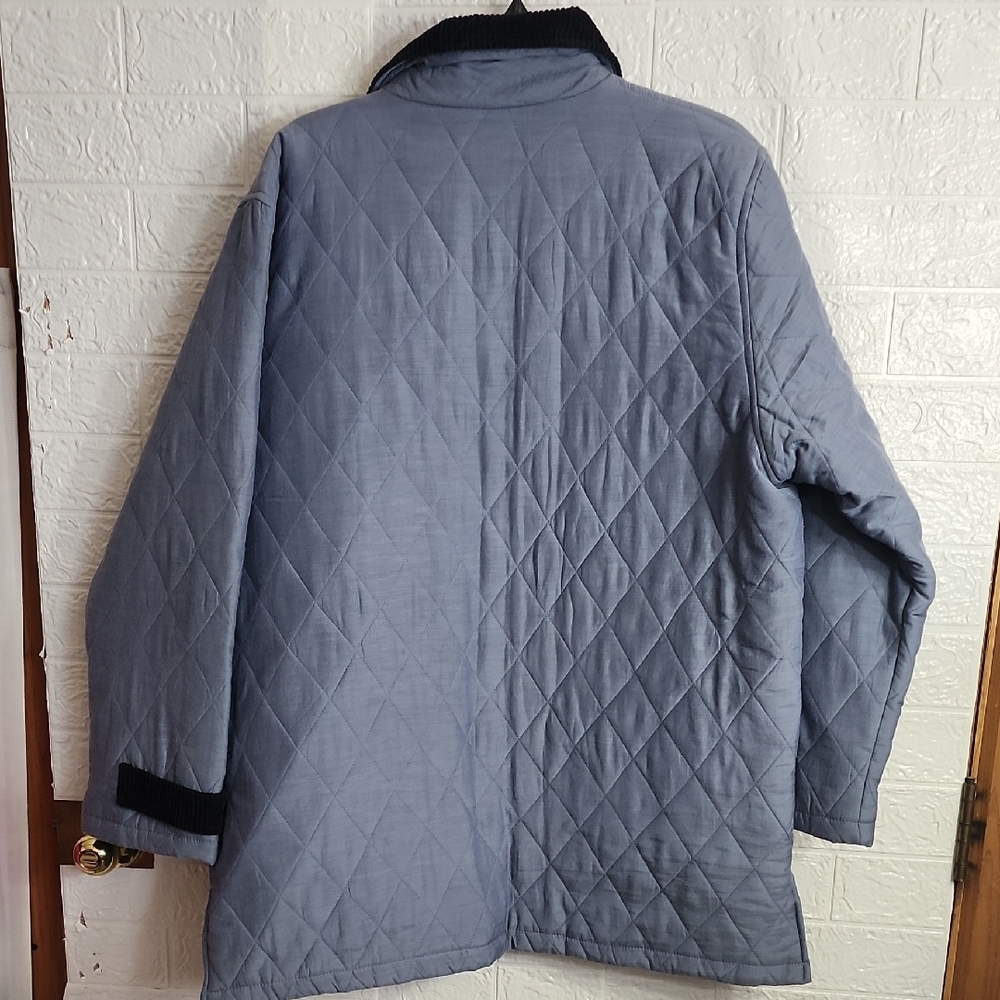 BOLGARi Signature Quilted Gray and Black Puffer Coat - Picture 8 of 8
